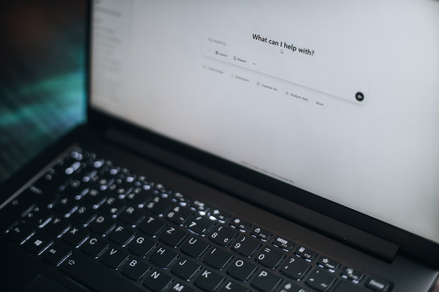 How to Spot Reliable Reviews in a Sea of Opinions
